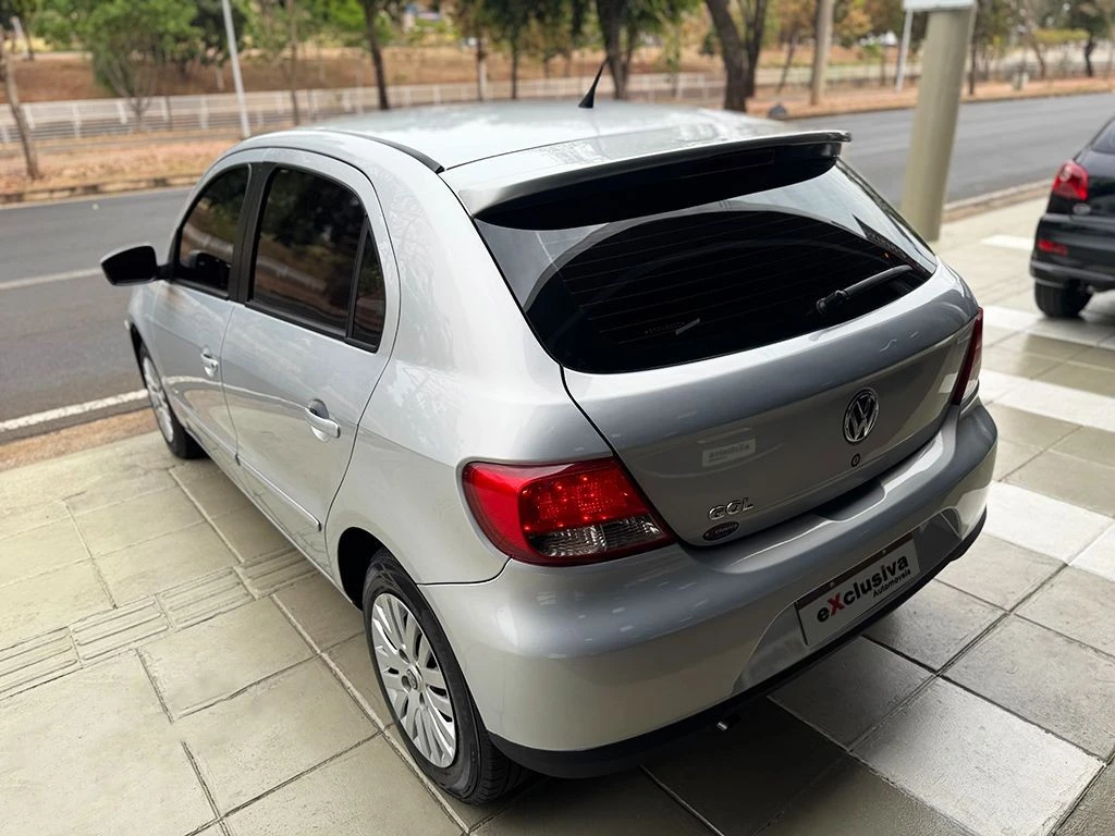 VOLKSWAGEN GOL
