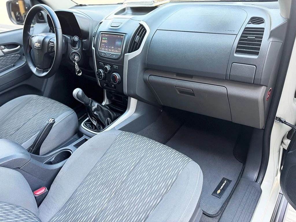 CHEVROLET S10