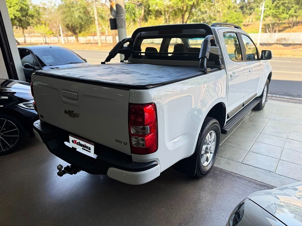 CHEVROLET S10