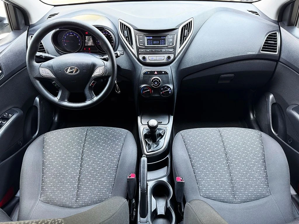 HYUNDAI HB20