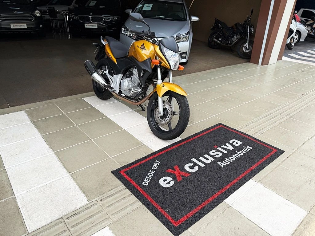 HONDA CB 300R
