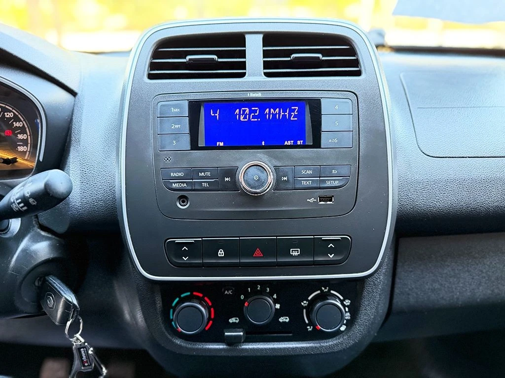 RENAULT KWID