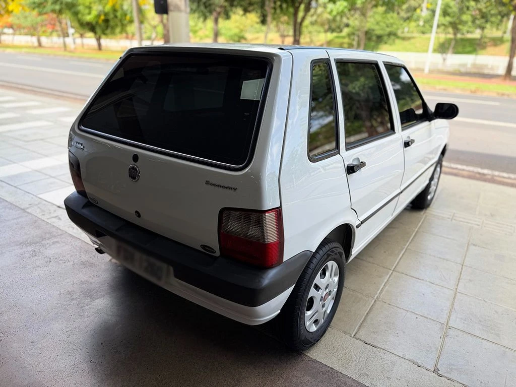 FIAT UNO
