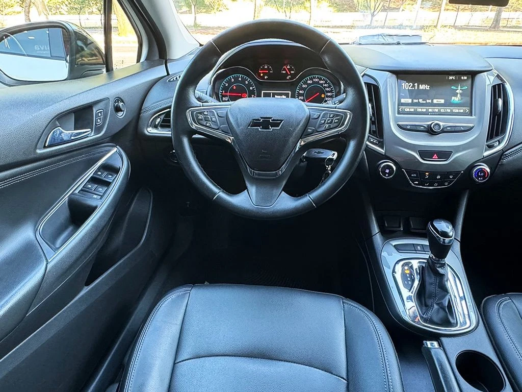 CHEVROLET CRUZE