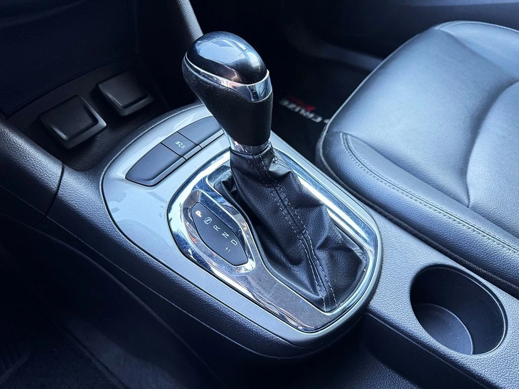 CHEVROLET CRUZE