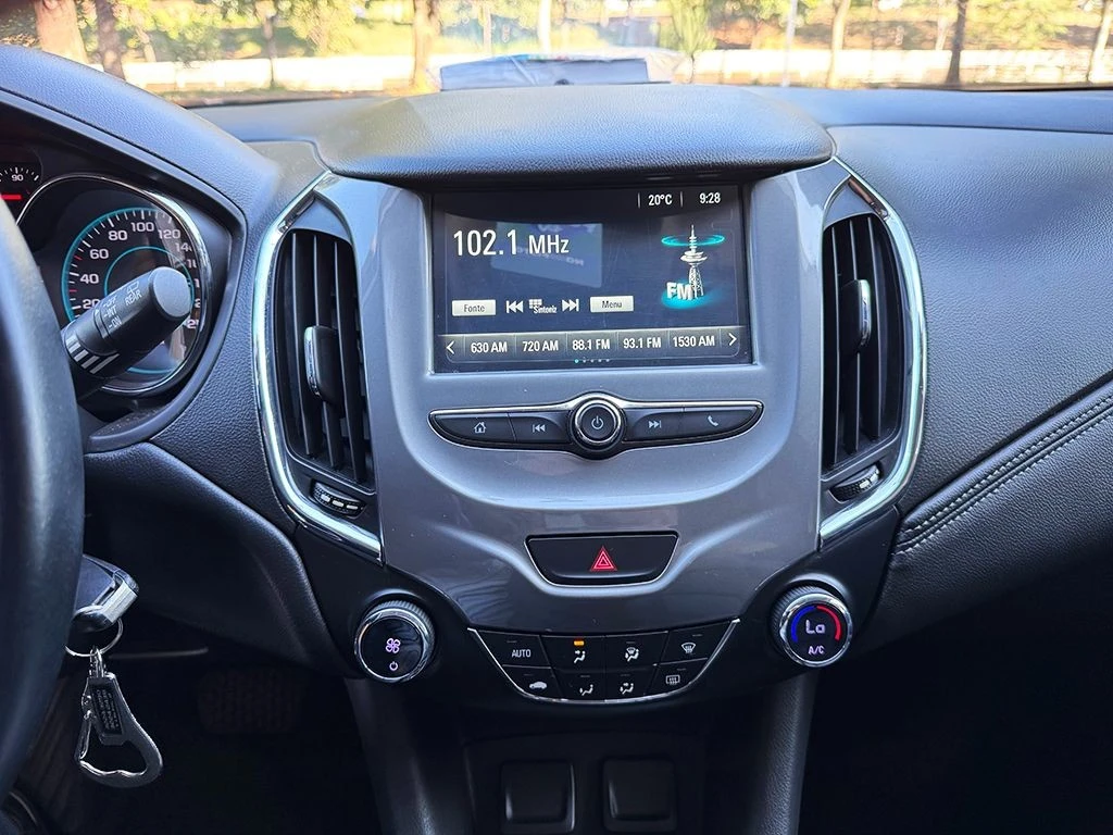 CHEVROLET CRUZE