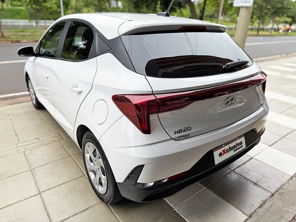 HYUNDAI HB20
