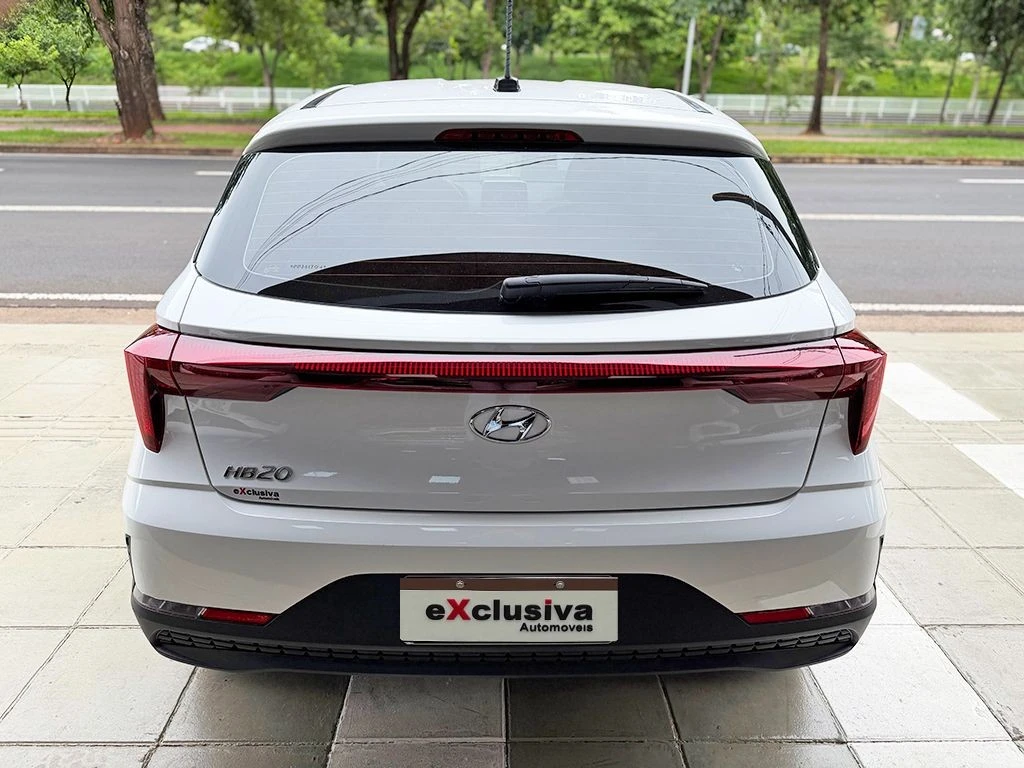 HYUNDAI HB20