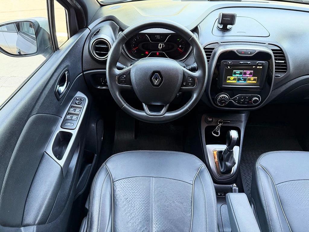 RENAULT CAPTUR