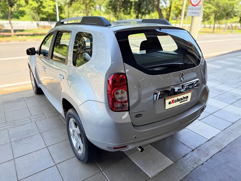 RENAULT DUSTER