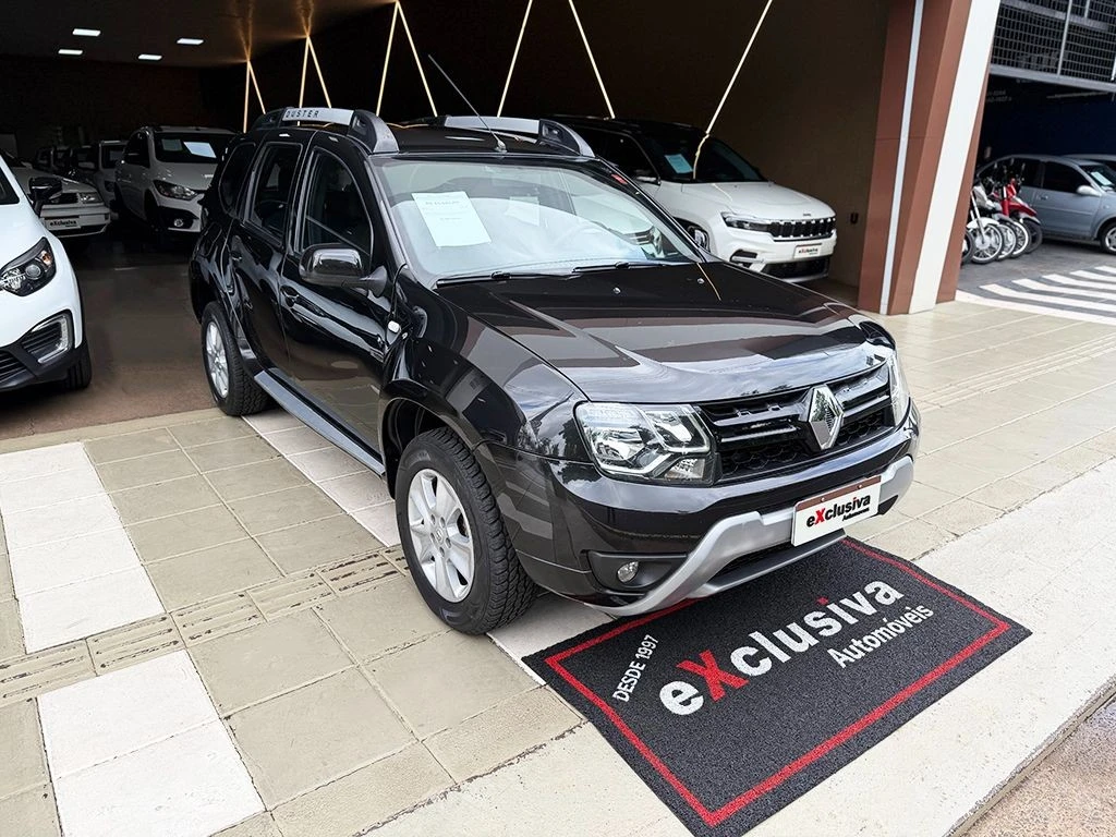 RENAULT DUSTER