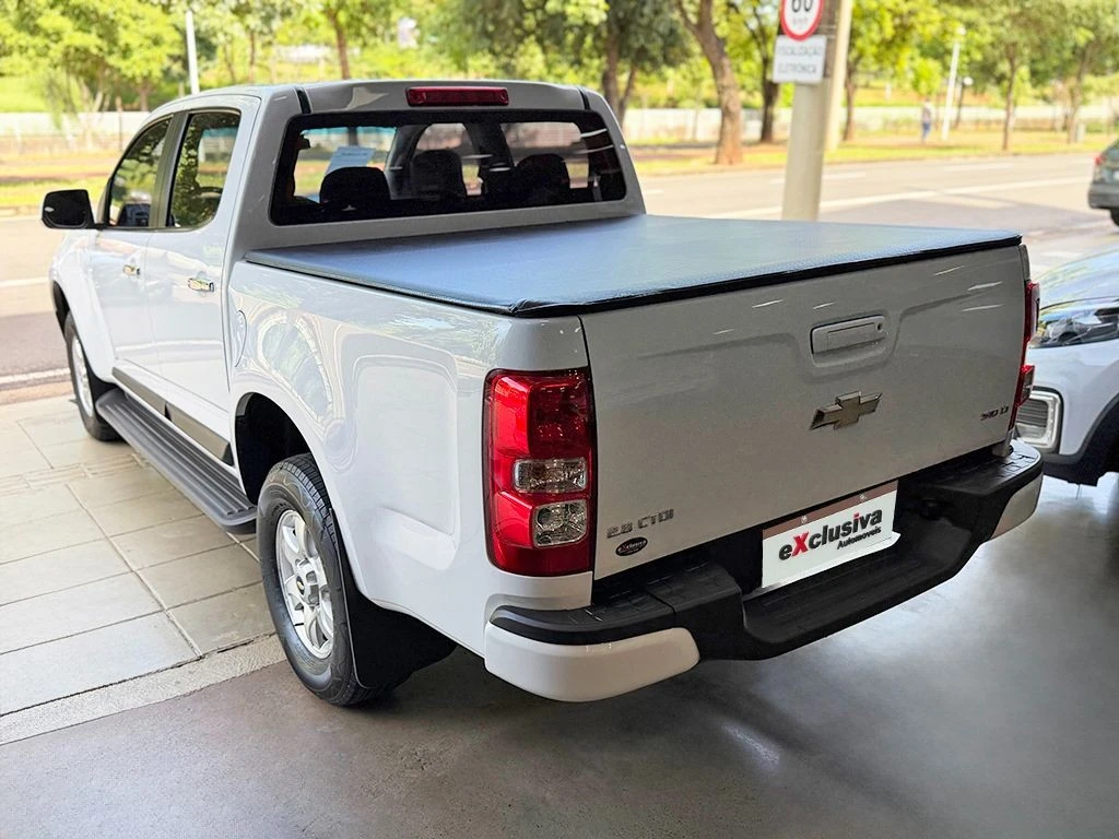 CHEVROLET S10