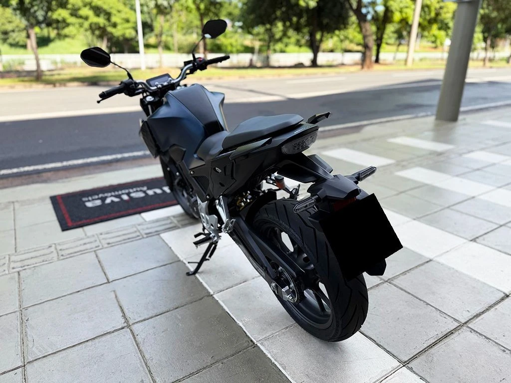 HONDA CB 300F TWISTER CBS