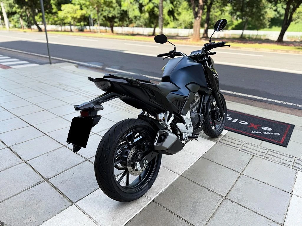 HONDA CB 300F TWISTER CBS