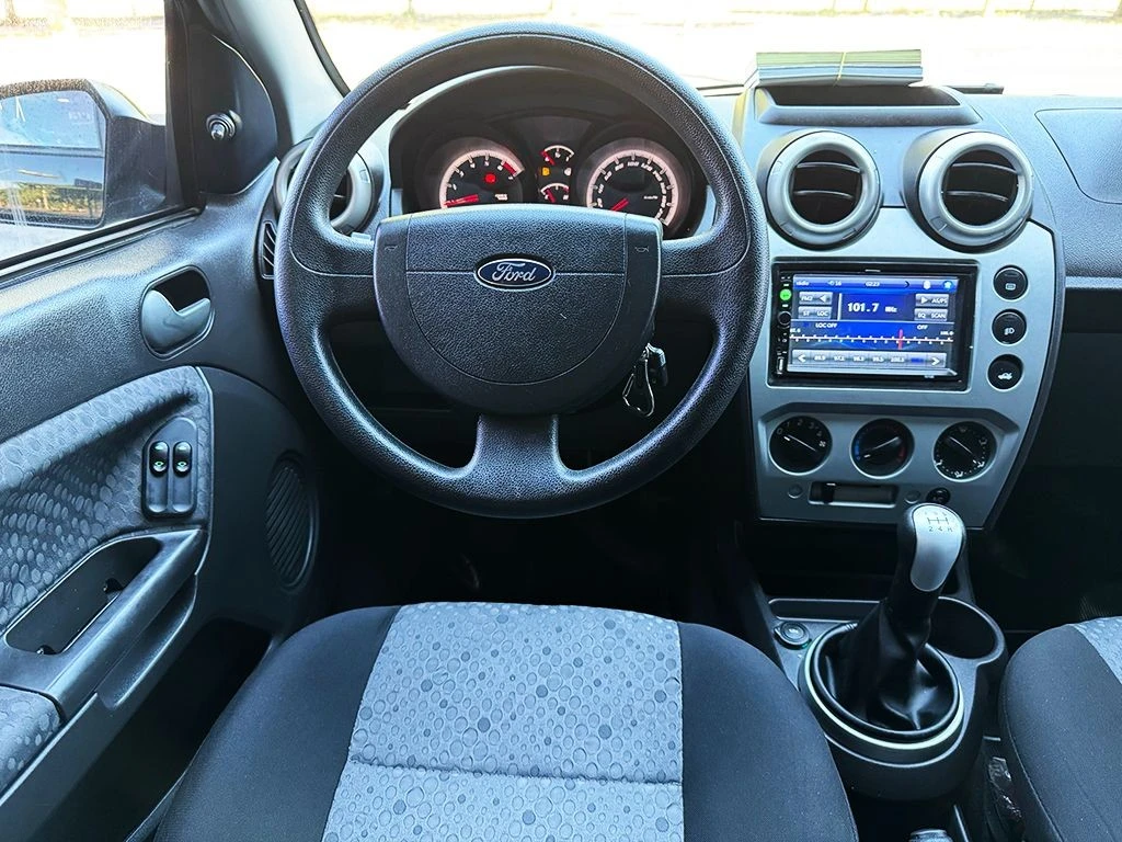 FORD FIESTA