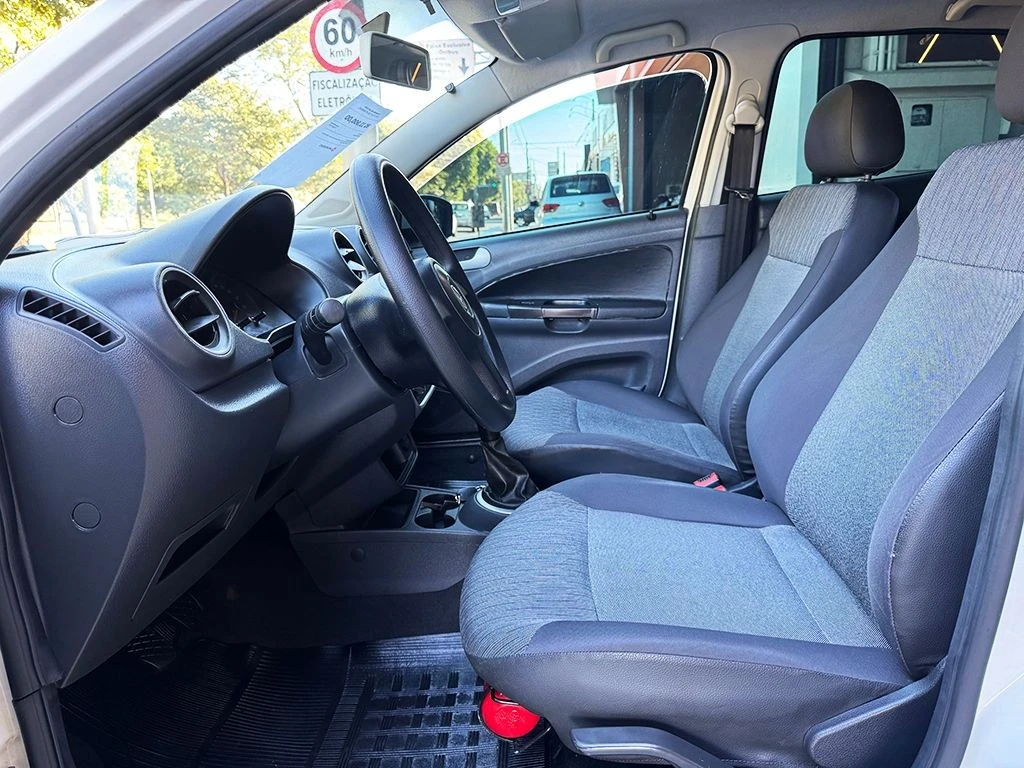 VOLKSWAGEN GOL