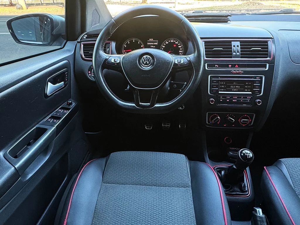VOLKSWAGEN FOX