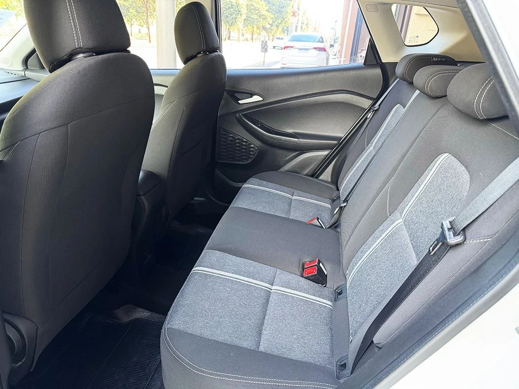 CHEVROLET TRACKER