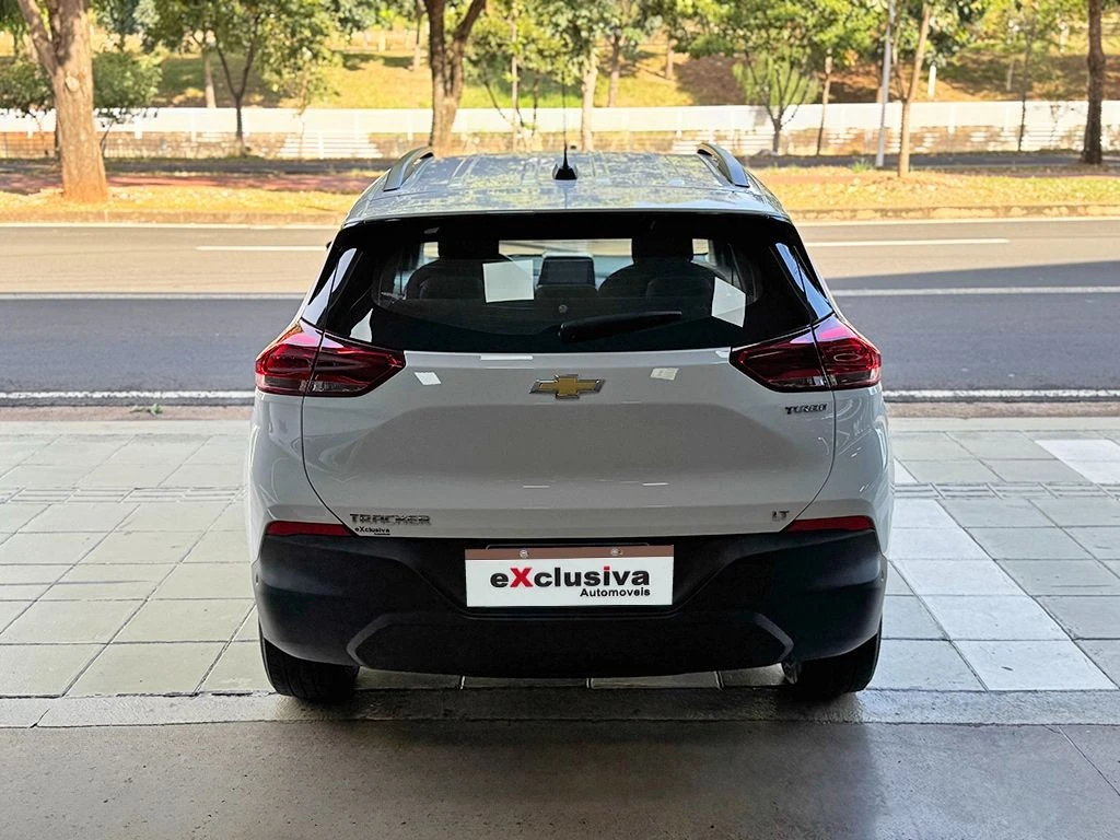 CHEVROLET TRACKER