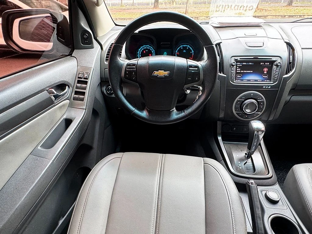 CHEVROLET S10