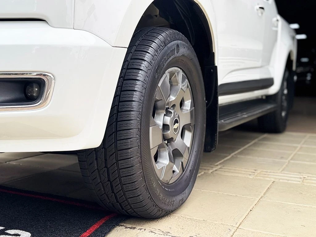 CHEVROLET S10