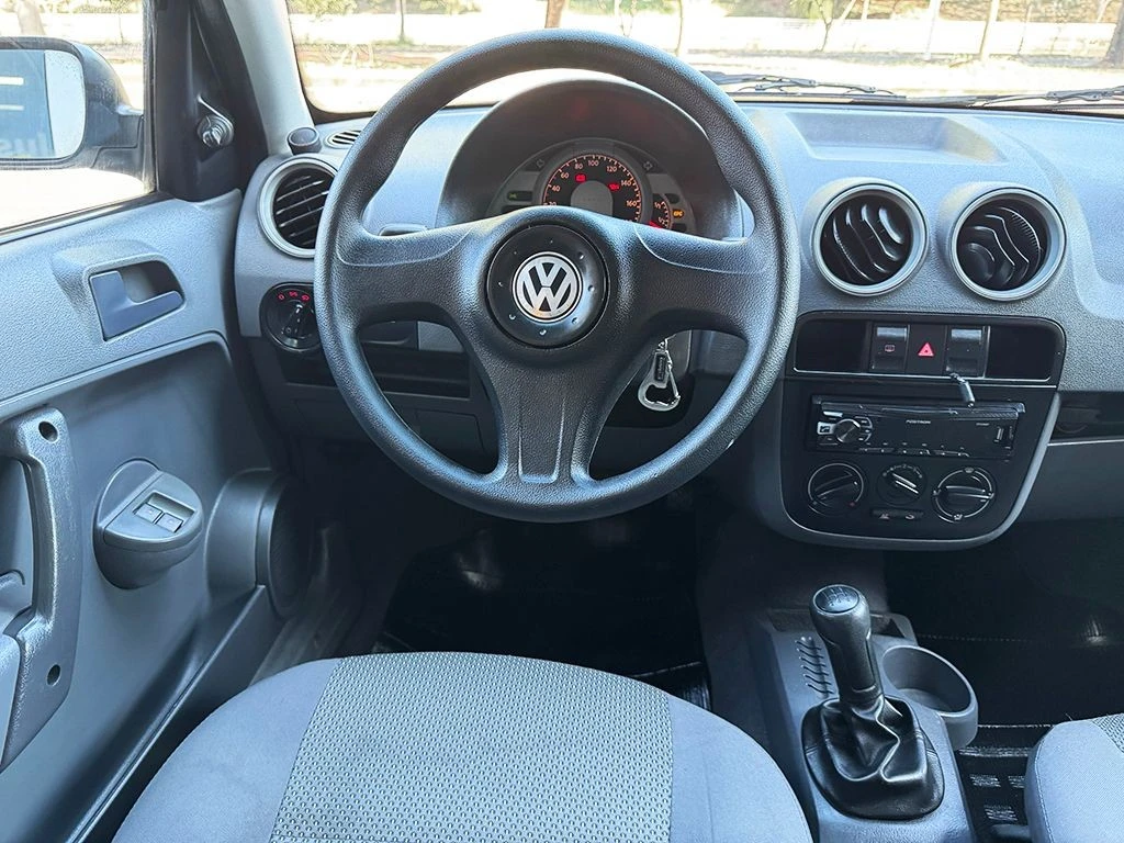 VOLKSWAGEN GOL