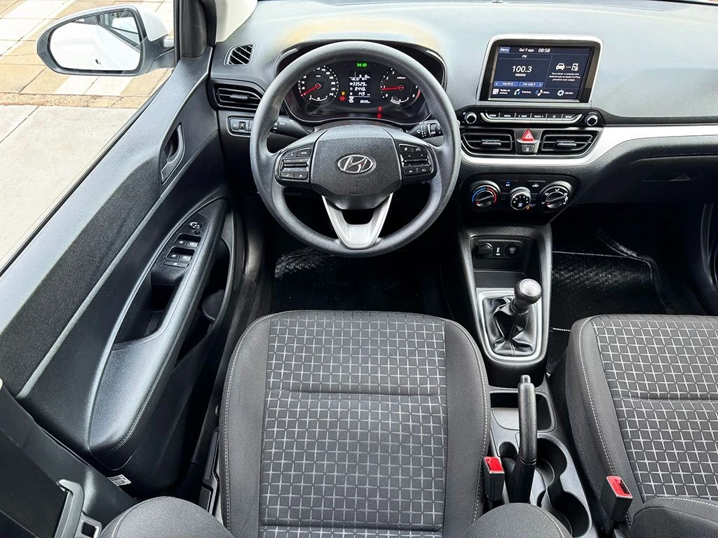 HYUNDAI HB20