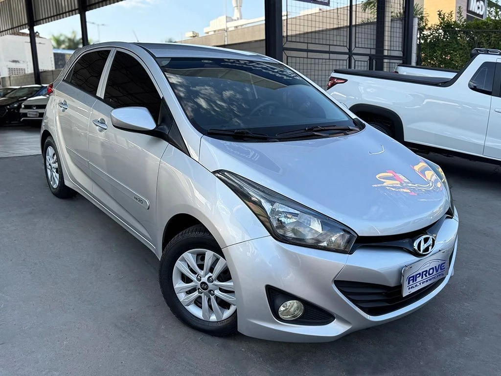 HYUNDAI HB20