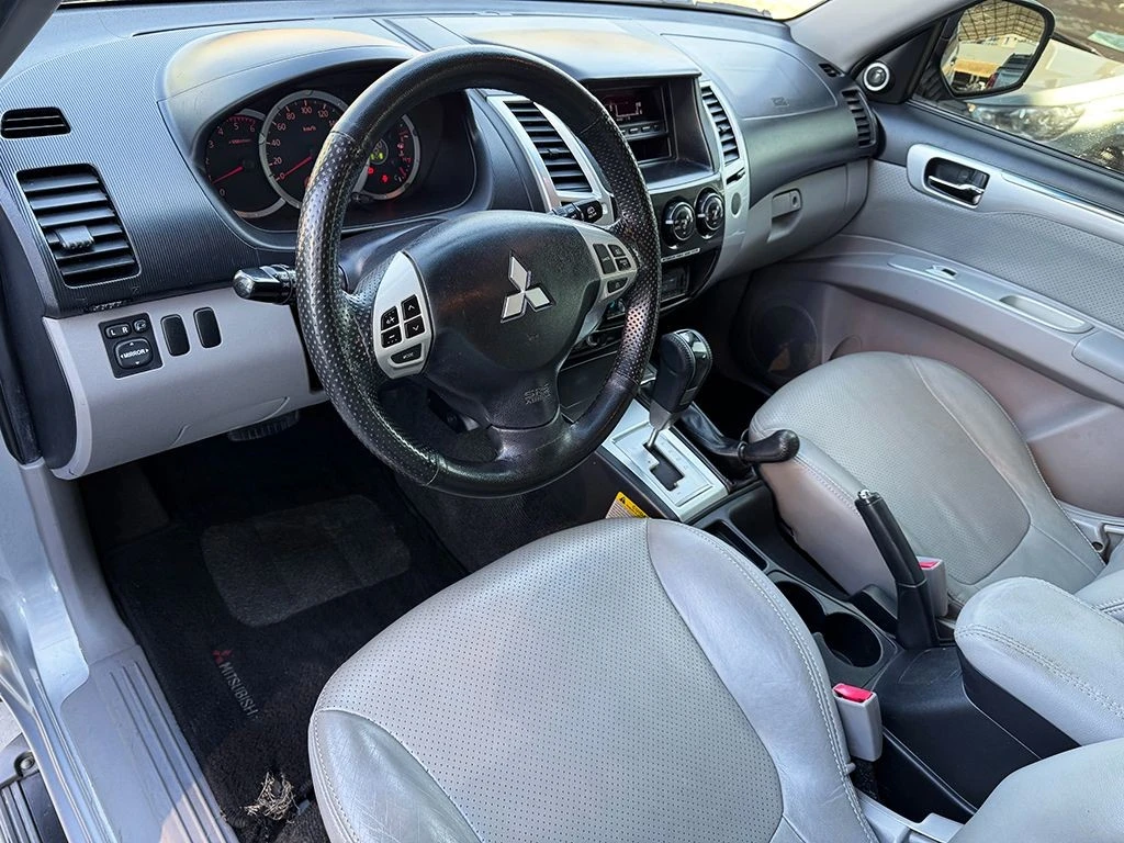 MITSUBISHI PAJERO DAKAR