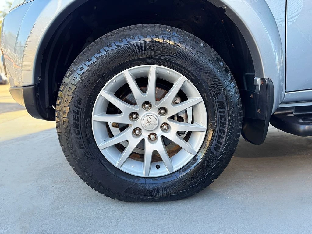 MITSUBISHI PAJERO DAKAR