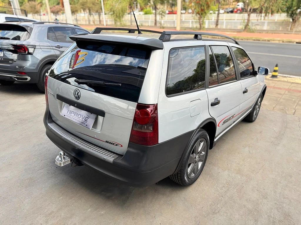 VOLKSWAGEN PARATI