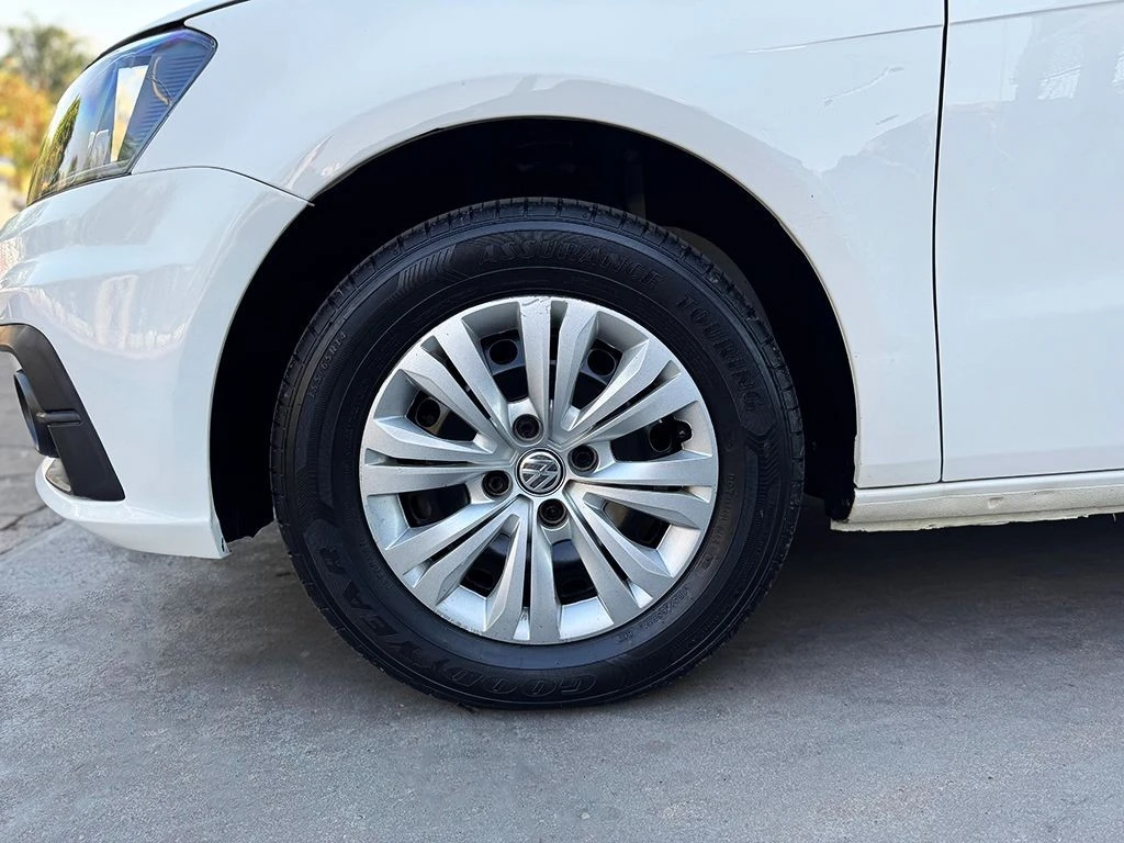 VOLKSWAGEN GOL