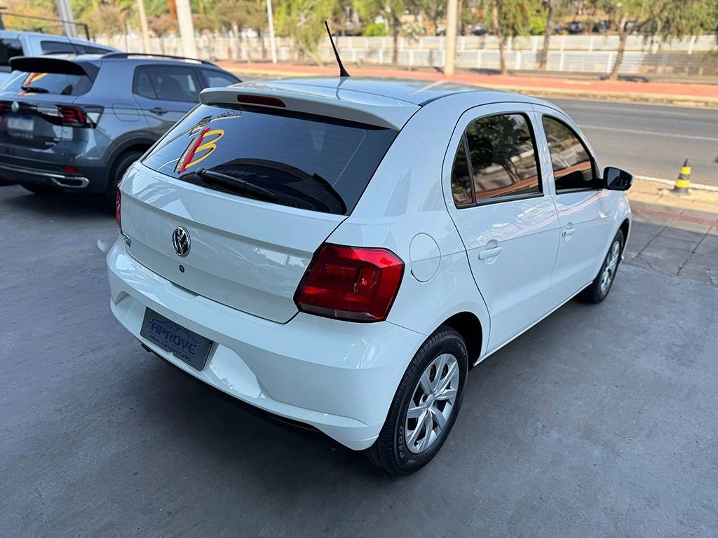 VOLKSWAGEN GOL