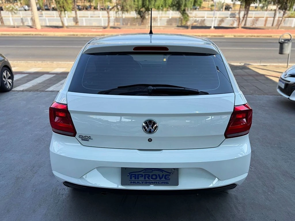 VOLKSWAGEN GOL