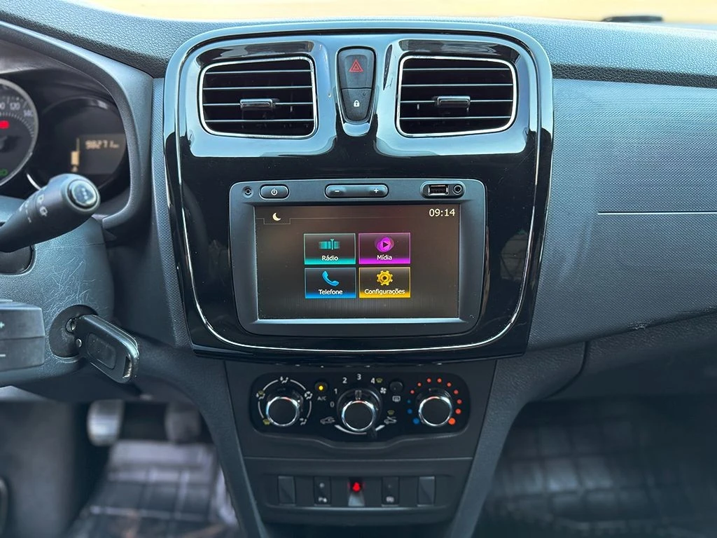 RENAULT SANDERO