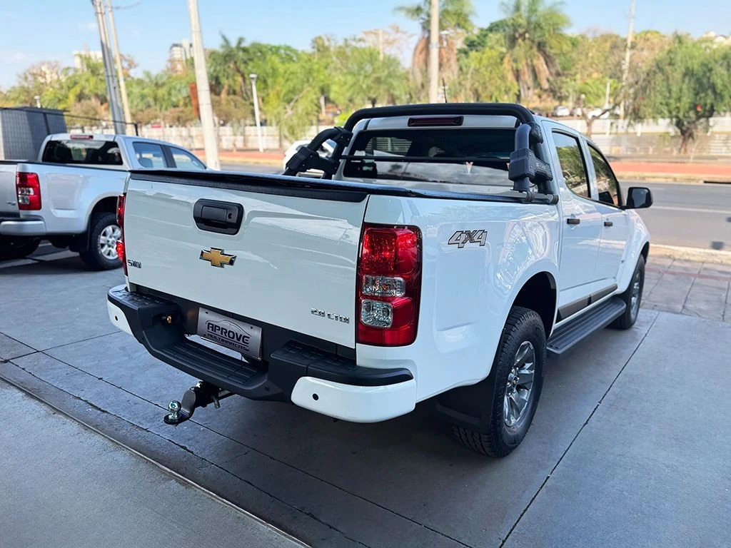 CHEVROLET S10