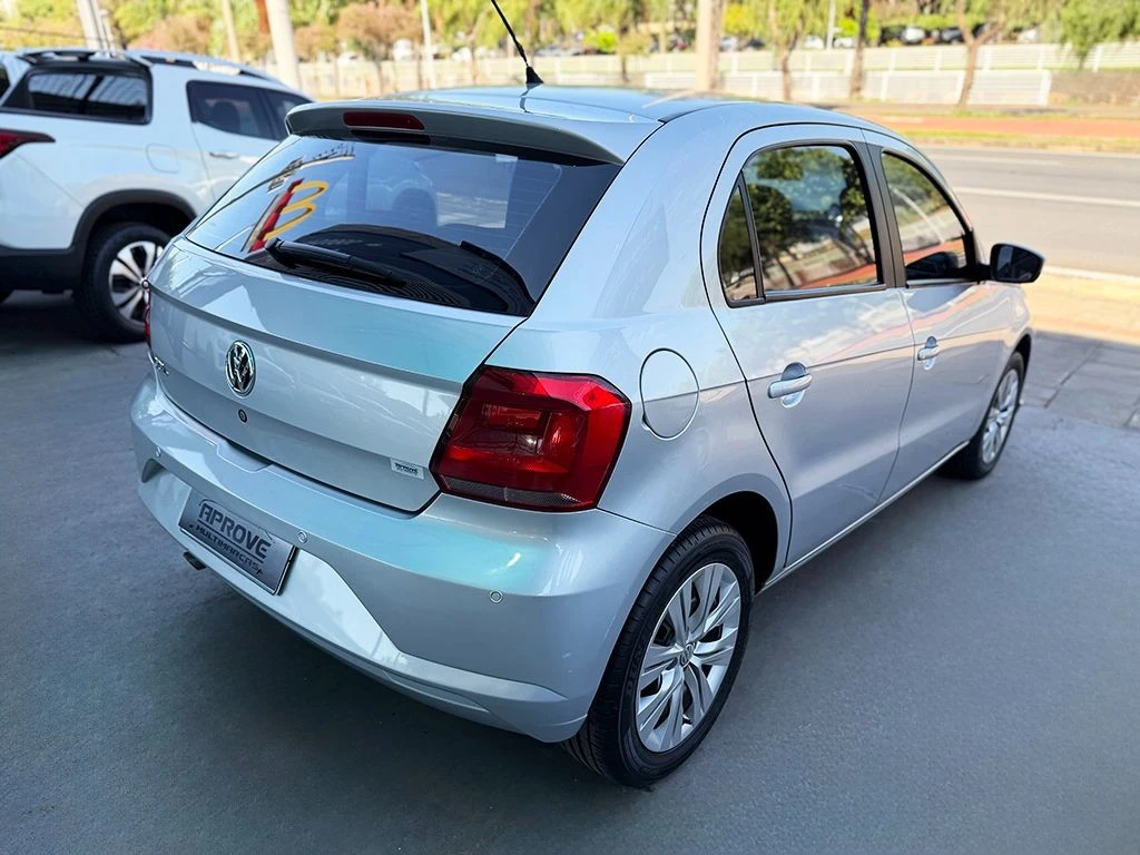 VOLKSWAGEN GOL
