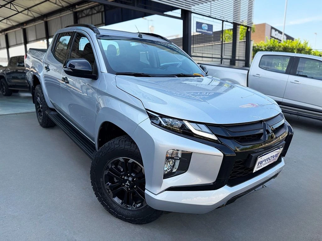 MITSUBISHI L200 TRITON