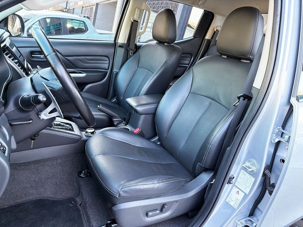 MITSUBISHI L200 TRITON