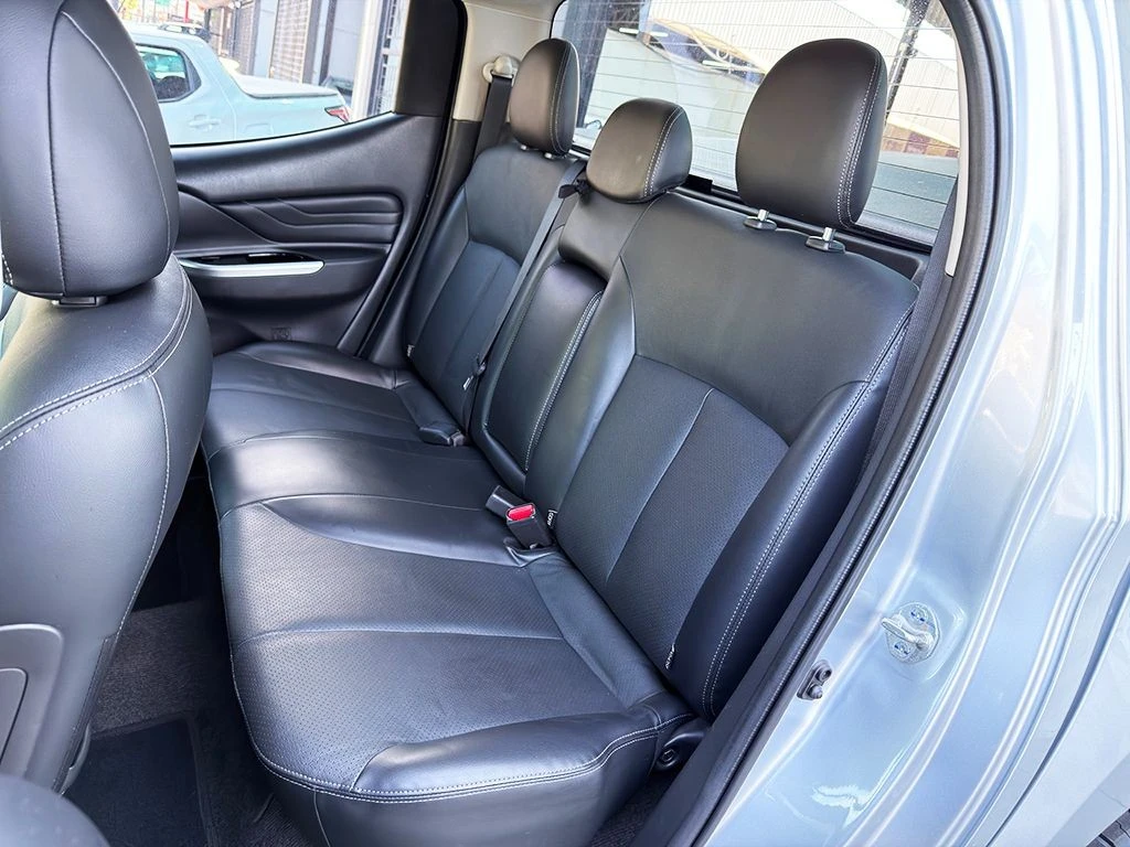 MITSUBISHI L200 TRITON