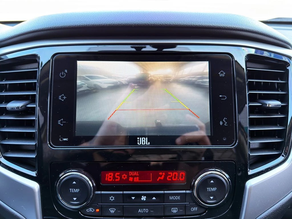 MITSUBISHI L200 TRITON