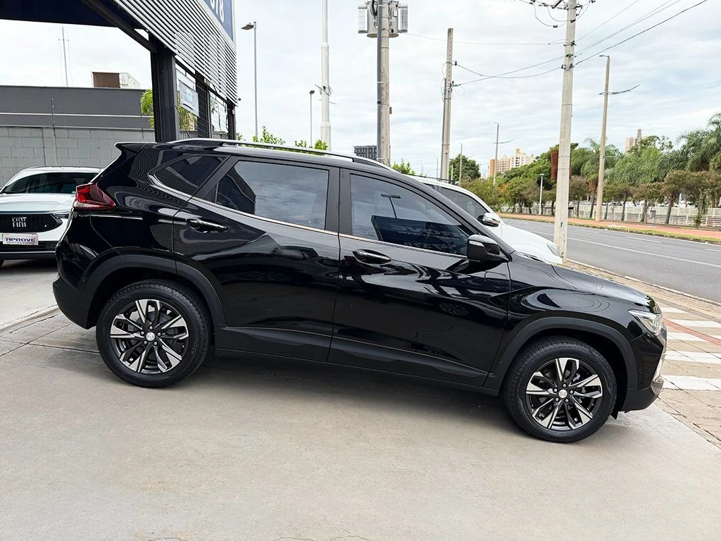 CHEVROLET TRACKER