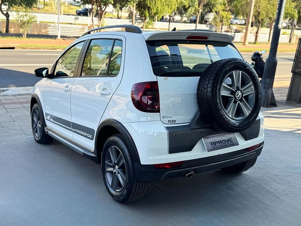 VOLKSWAGEN CROSSFOX
