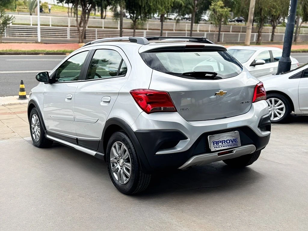 CHEVROLET ONIX