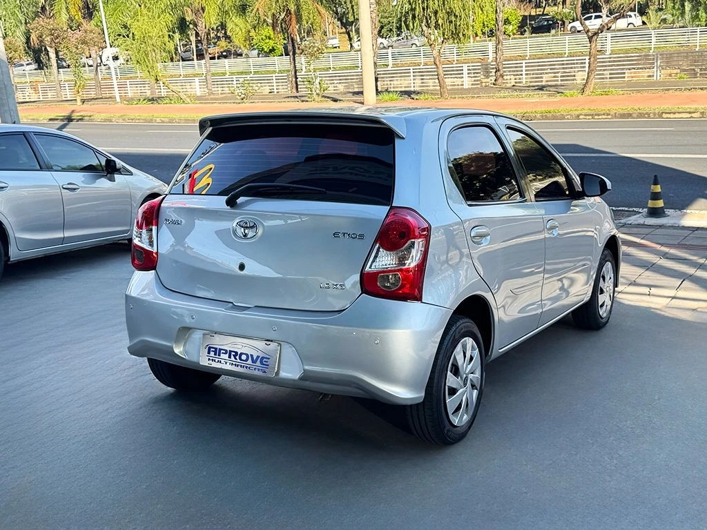 TOYOTA ETIOS