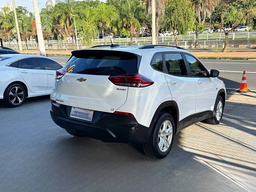 CHEVROLET TRACKER