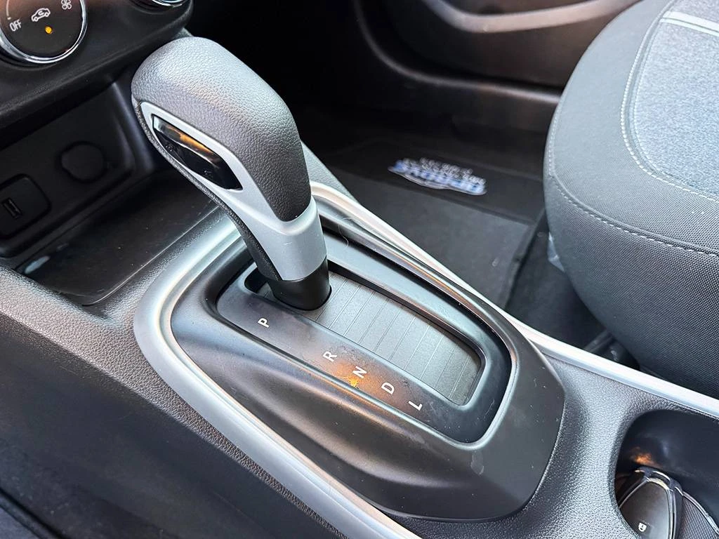 CHEVROLET TRACKER