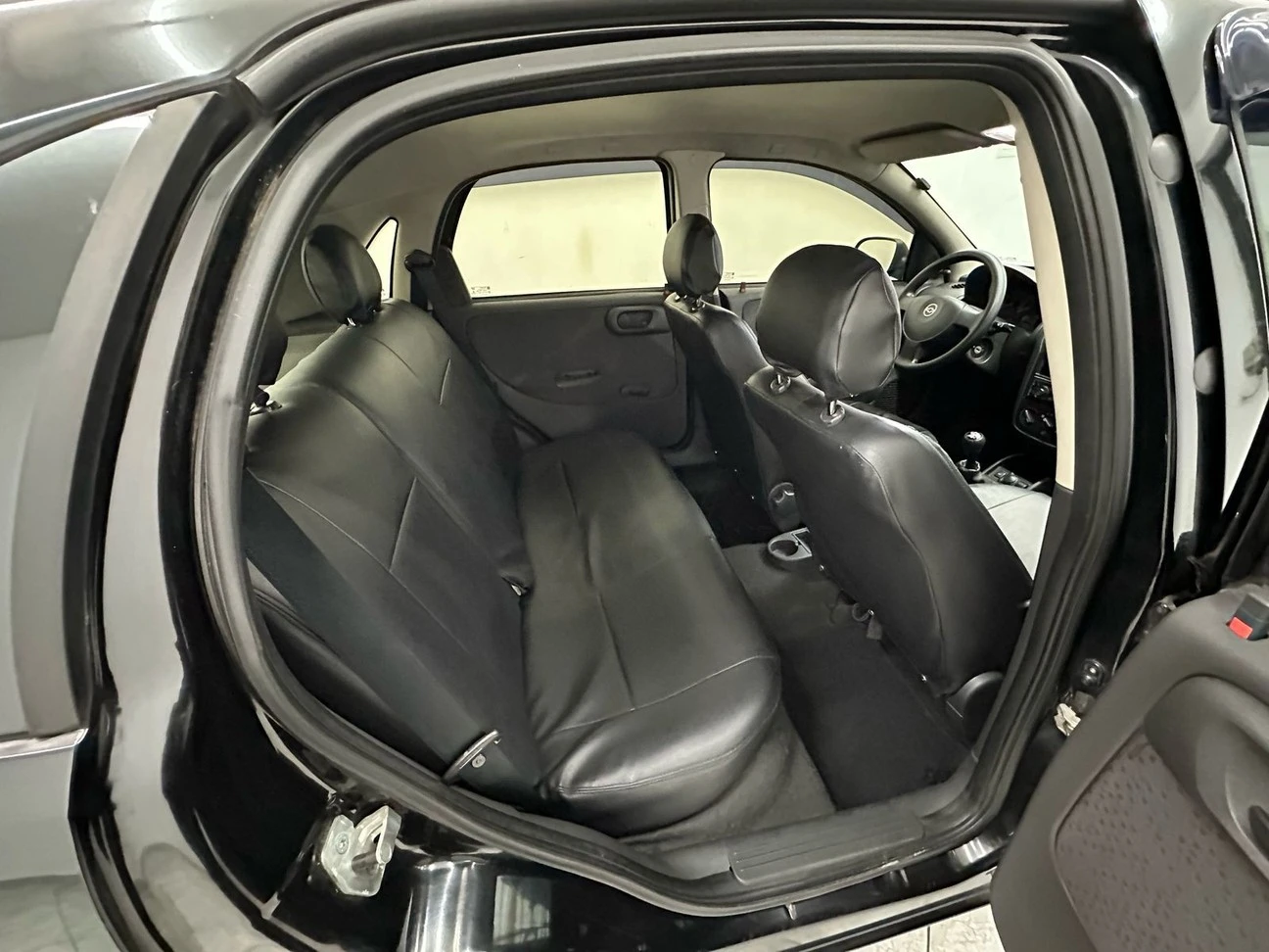 CHEVROLET CORSA