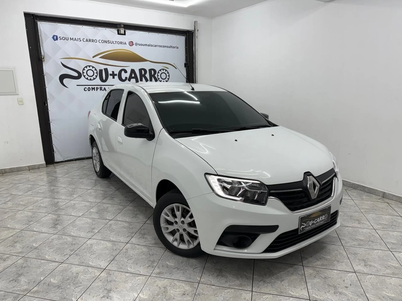 RENAULT LOGAN