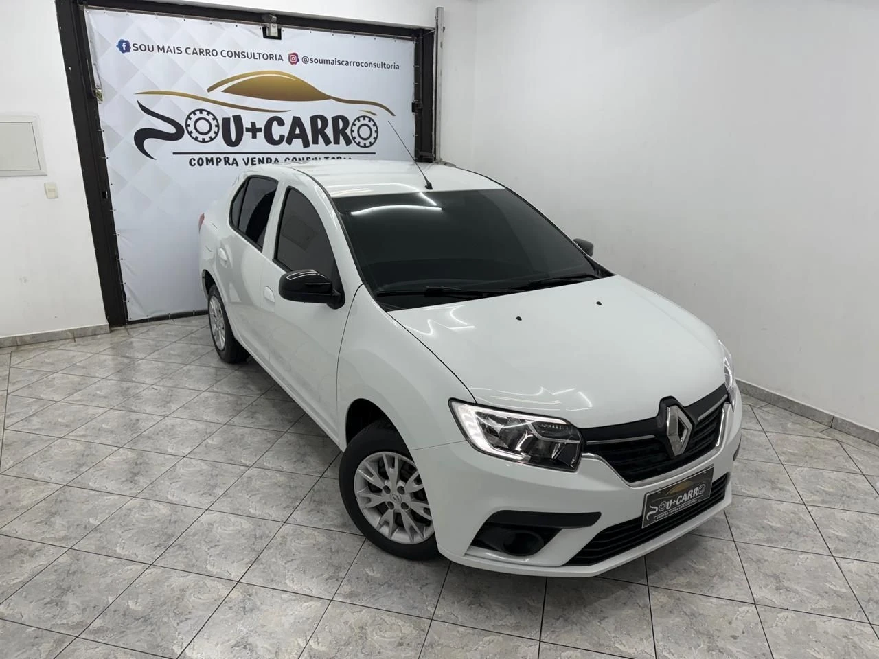 RENAULT LOGAN